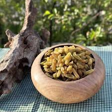 تصویر 1 از کشمش سبز قلمی خلیل آباد رنگ زنده دلنشین